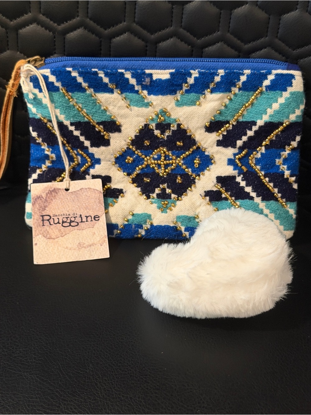 Ruggine Beaded Aztec Zip Pouch wristlet in Blue & White
